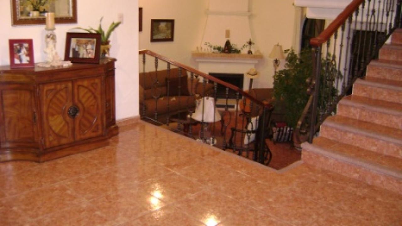 Sala en desnivel 