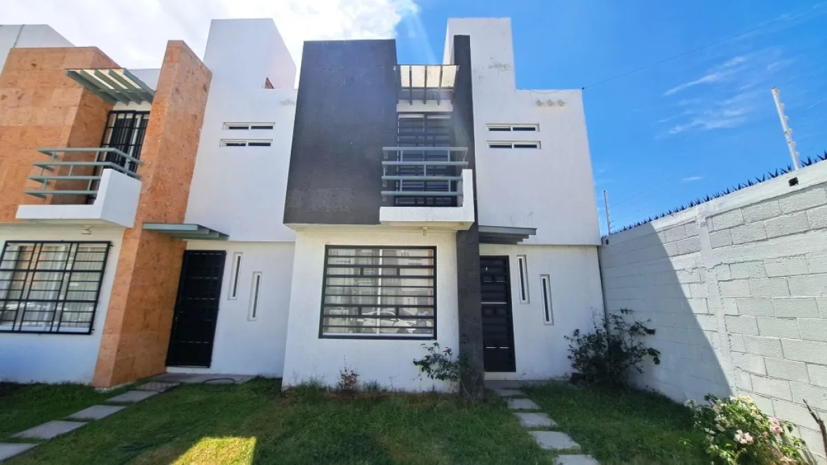 Casa en Venta - Mallorca IV, Querétaro
