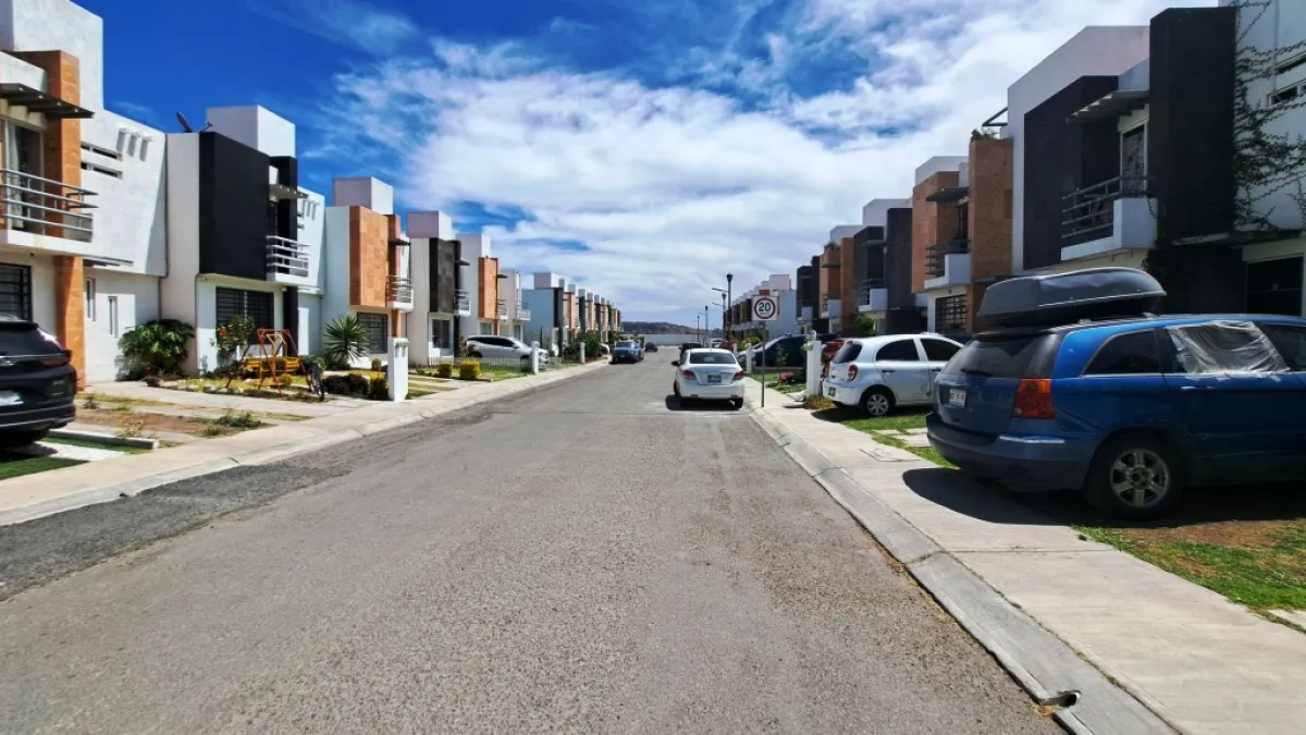 Casa en Venta - Mallorca IV, Querétaro