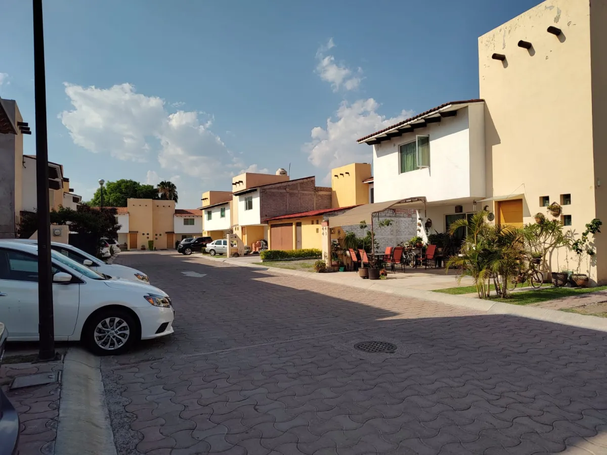 Casa en Renta - Quintas del Bosque, Querétaro