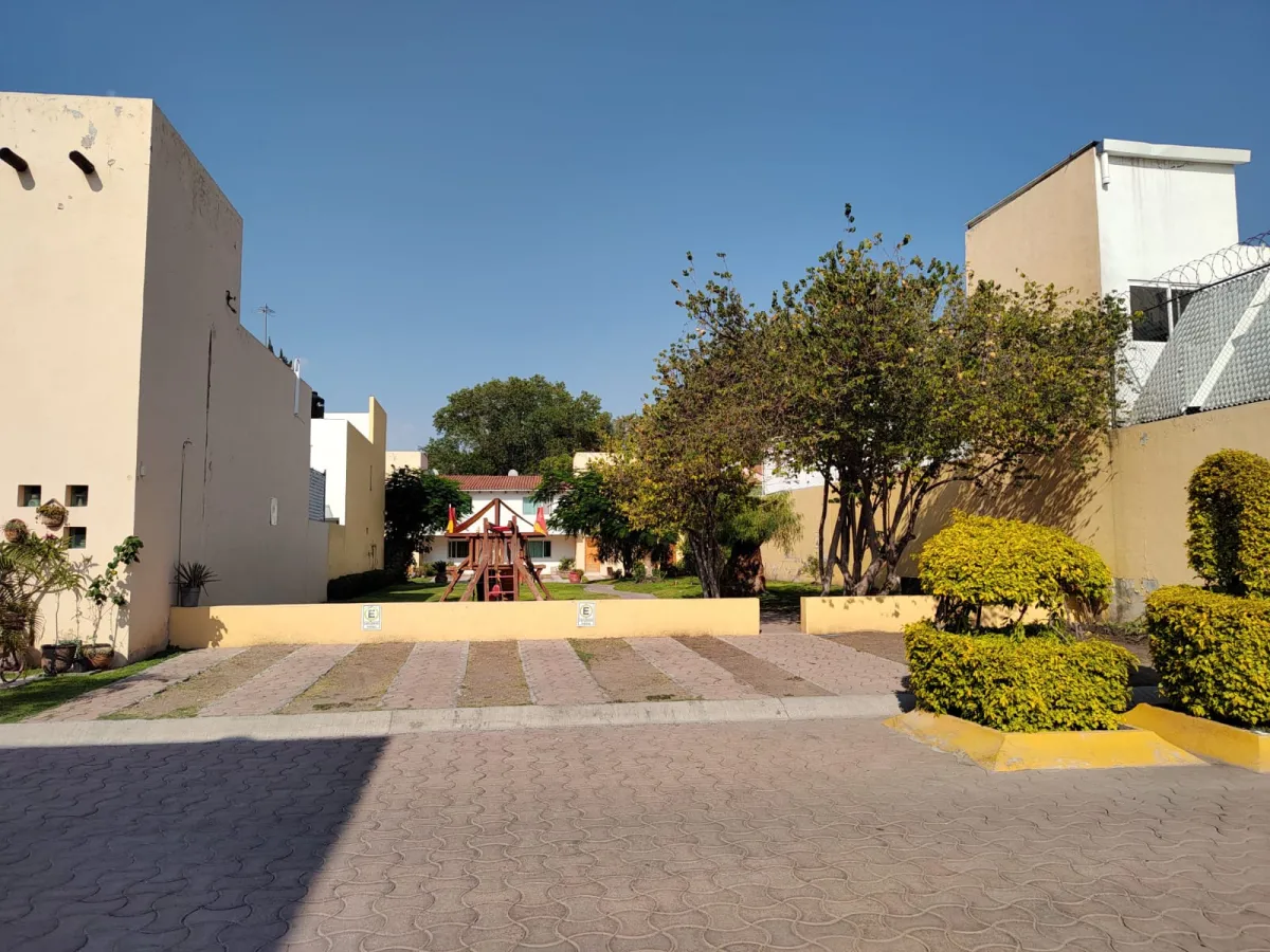 Casa en Renta - Quintas del Bosque, Querétaro