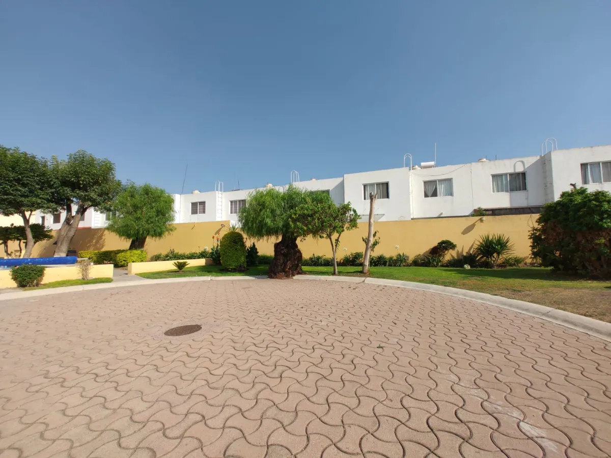 Casa en Renta - Quintas del Bosque, Querétaro