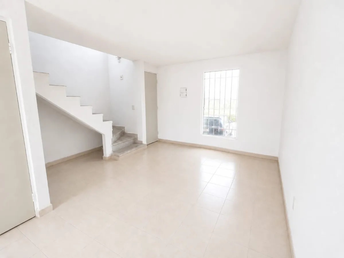 Sala de Casa en Fracc. San Miguel, Querétaro